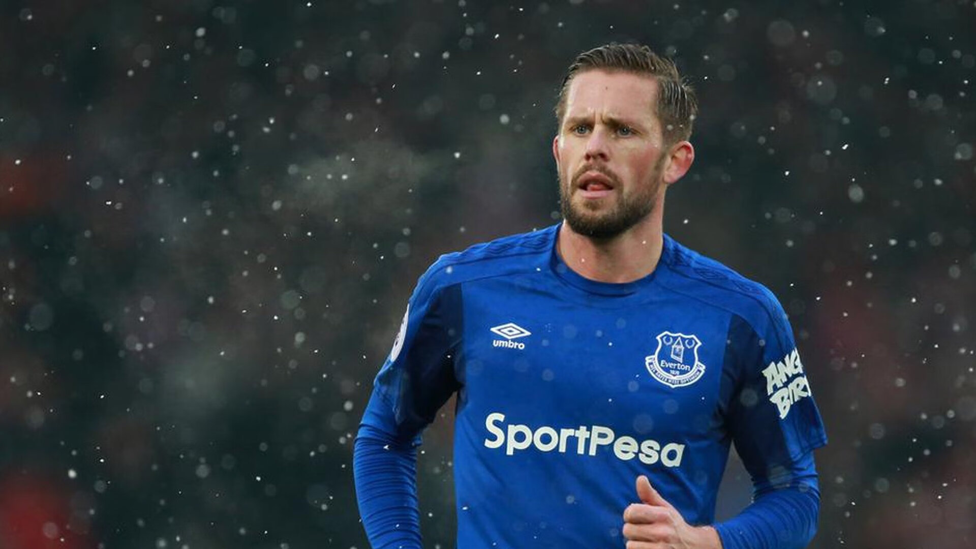 季后赛关键战中，他连续几次用“硬汉封堵”让对手陷入“绝境”！