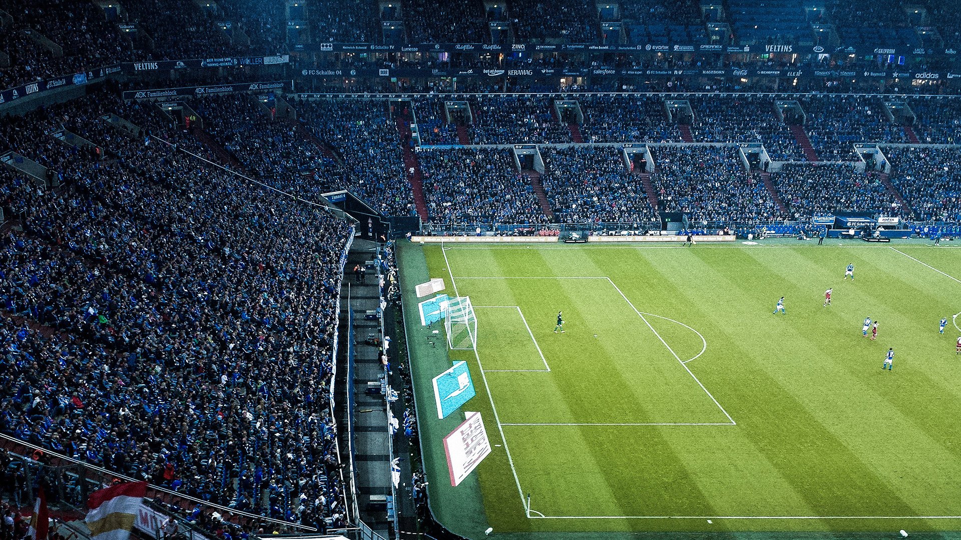 战术分析:教练员如何调整阵容,教练员角色